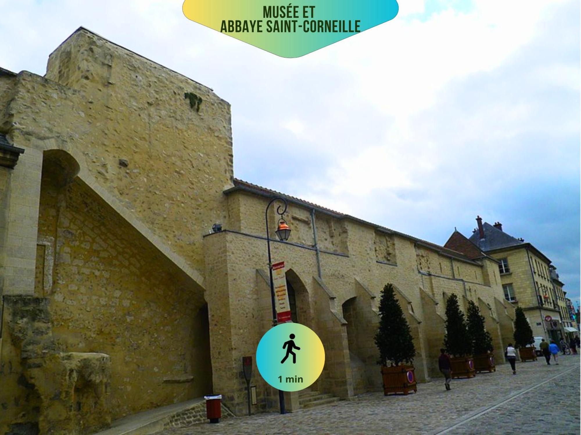 Le Corneille - Ideal Pros & Couples - Centre Historique - Chateau 5Min - Gare 10Min - Au Calme - Fibre Compiègne Exterior foto